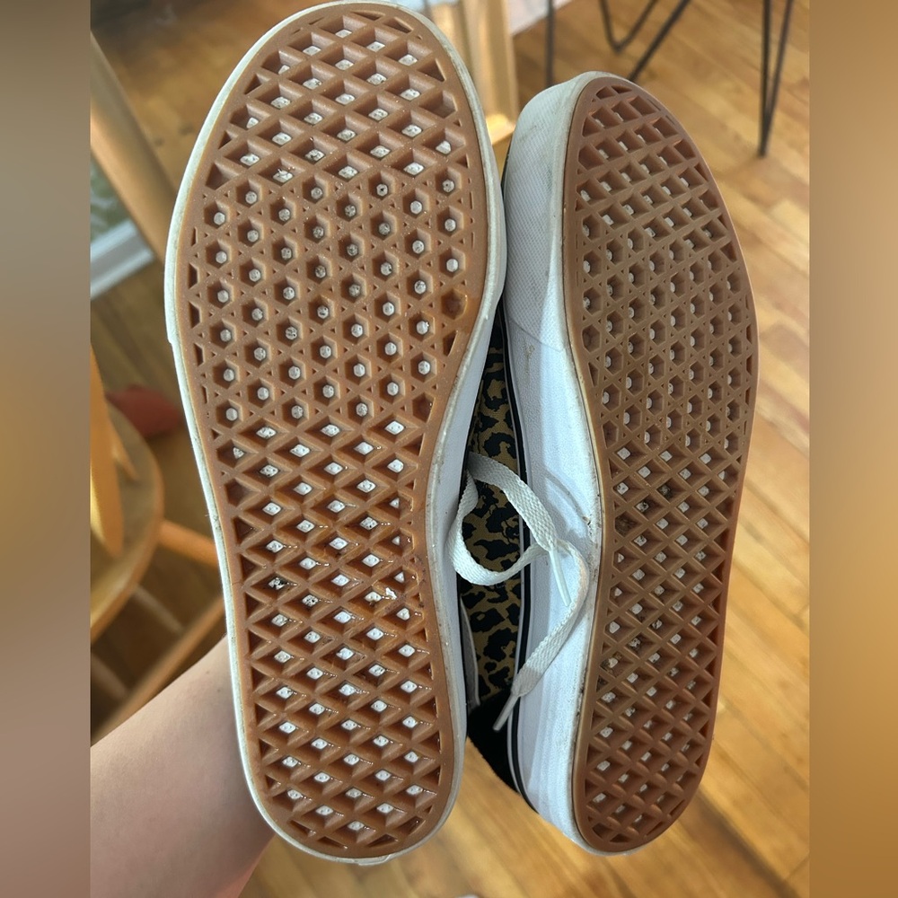 Vans Leopard Print Sneakers - Picture 5 of 6